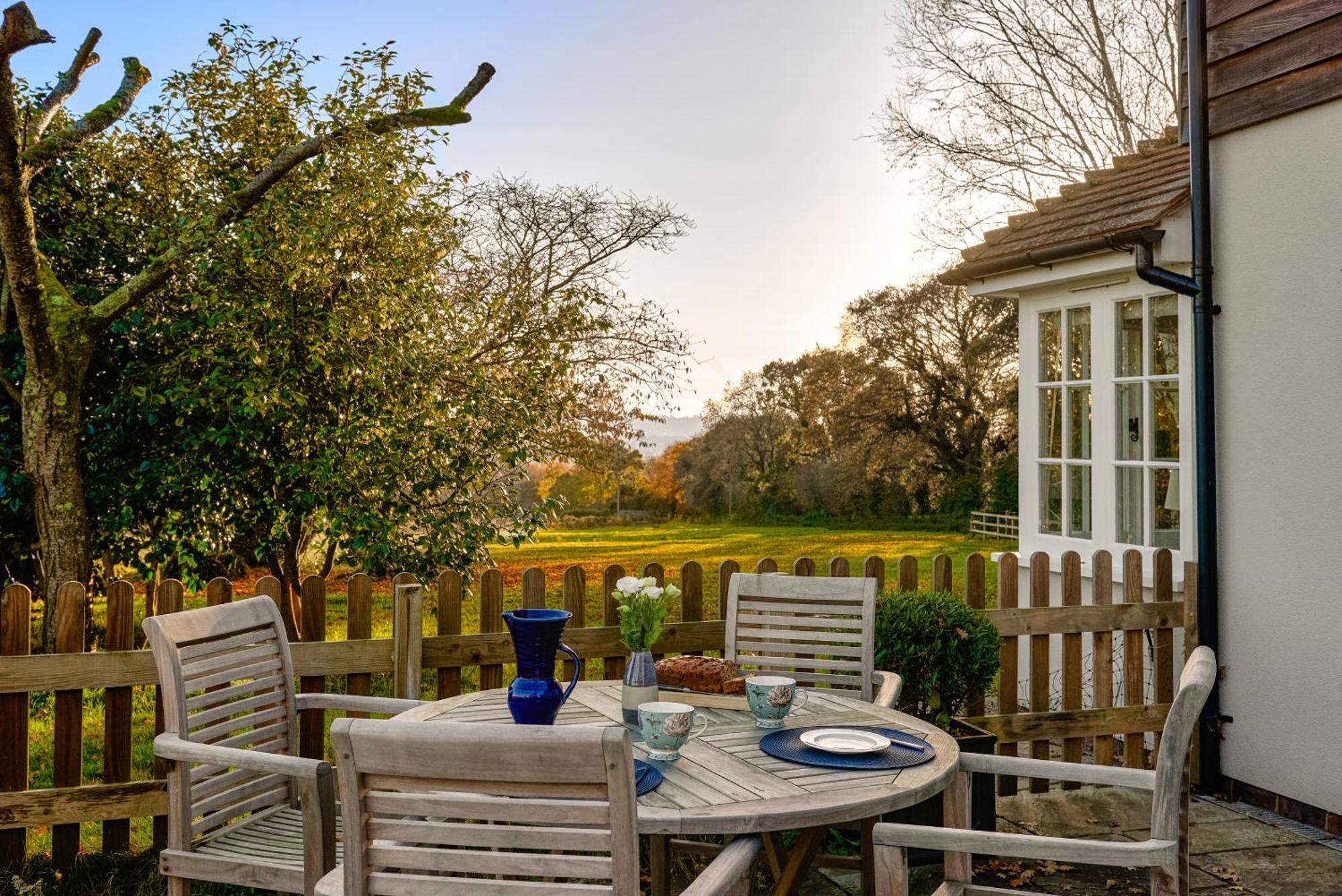 피터스필드 Garden Flat Near Goodwood With Stunning Views 아파트 외부 사진